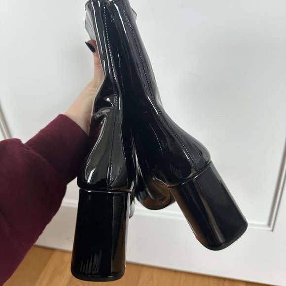 Versace Medusa Insignia Ankle Boots Square Toes Black Patent Leather Sz 38 - Picture 6 of 9
